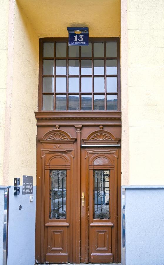 Elegant Duplex Danube Canal Vienna Esterno foto